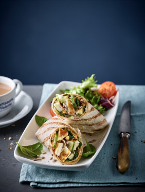 Nieuw Avocado, Halloumi Gerookte Houmous Met Harissa Wrap