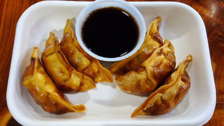 Fried Chicken Potstickers 6Pc