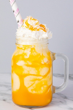 Mango, Kokos Banaan Shake