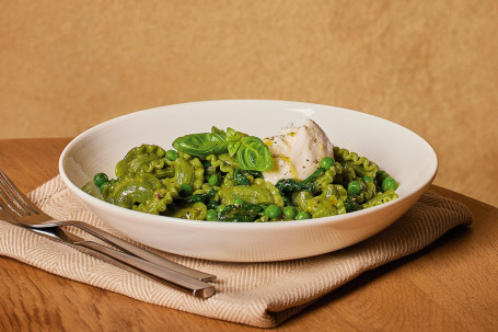 Nieuw Spinazie Creste Di Galo Met Pesto, Erwten Burrata