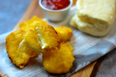 Battered Cypriot Halloumi Bites