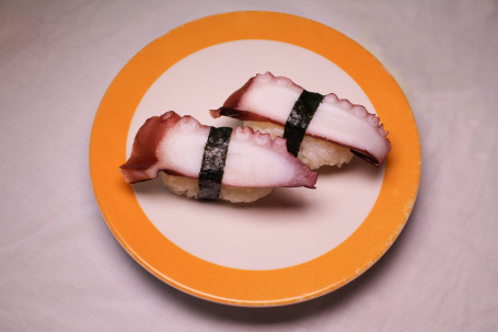 Tako Nigiri (2 Pieces) Zhāng Yú Shòu Sī