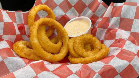 Onion Rings With Cajun Remoulade