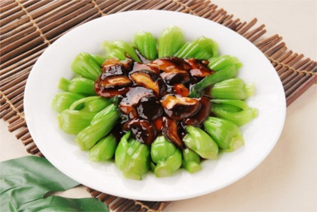 Bok Choy With Mushroom