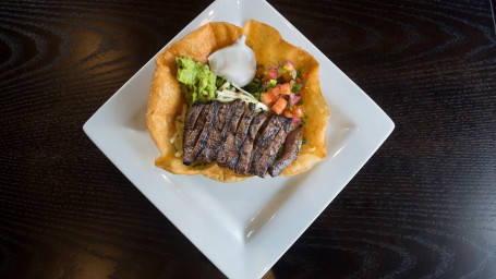 Taco Salad Grilled Skirt Steak