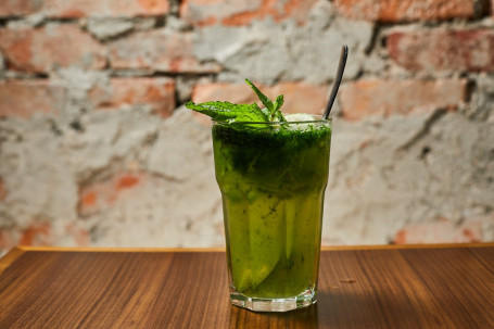 Fresh Lime Soda With Mint Xiān Qīng Níng Báo Hé Shū Dǎ