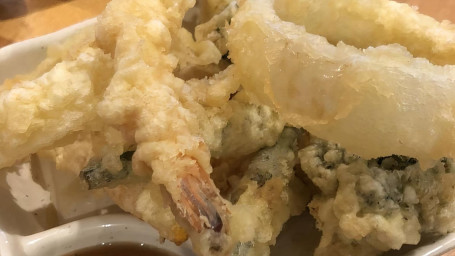 A15. Shrimp Vegetable Tempura