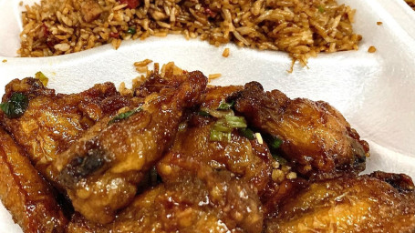 Special #18 Hot Szechuan Chicken Wings With Pork Fried Rice