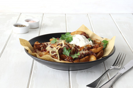 Wedges Met Sweet Chilli Pulled Beef (6600 Kj)