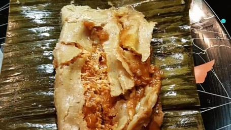 Tamal De Hoja De P [Chicken]