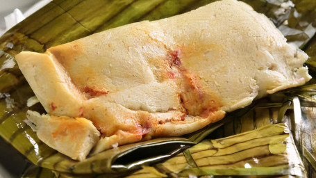 Tamal De Hoja De Platano [Pork]