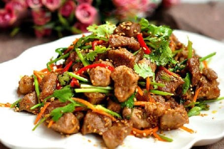 Mongolian Cumin Red Chilli Lamb Zī Rán Yáng Ròu