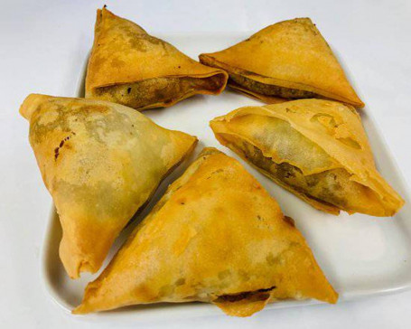 Vegetable Samosa (5)