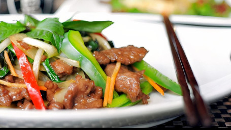 Basil Chicken Jiǔ Céng Tǎ