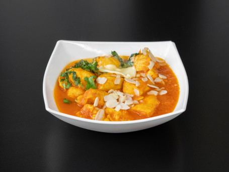 Butter Chicken With Almonds دجاج بالزبدة مع اللوز