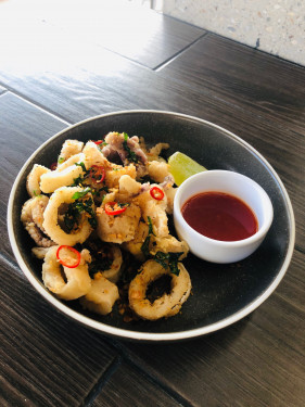 Salt And Pepper Calamari, Crispy Lemongrass, Garlic