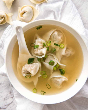 13. Wontonsoep