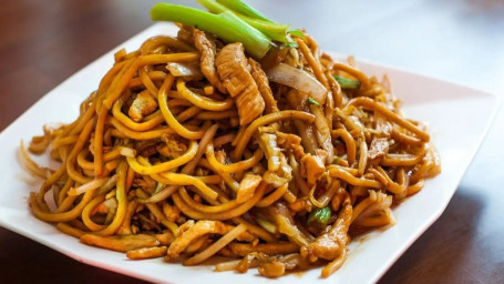 C8. Kip Lo Mein