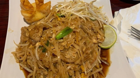 Pad Thai (Thai Fried Noodle)