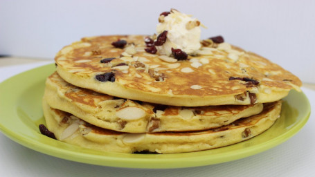 Berry Nutty Cakes