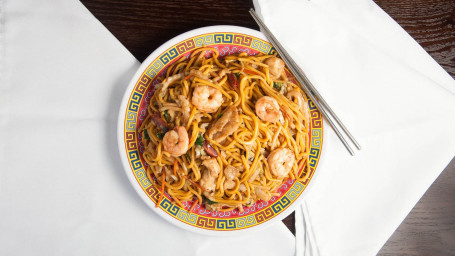 34. Huisspecial Lo Mein