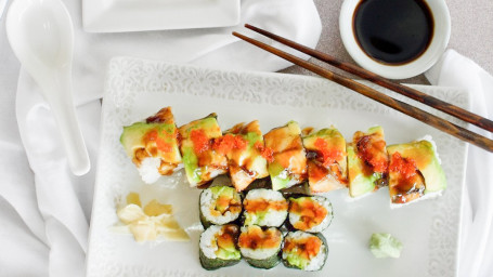 5. Dragon Roll (7 Pieces)