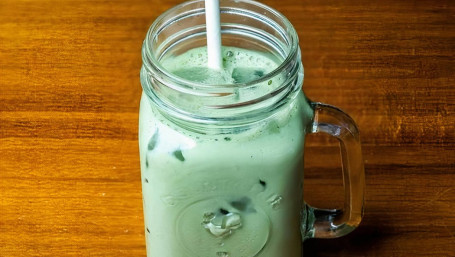 16Oz Iced Matcha Latte