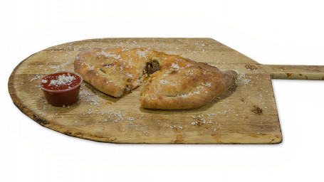 Gehaktbal Parmigiana Calzone