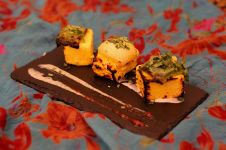 Paneer Tikka (V) (D) (3 Pieces)