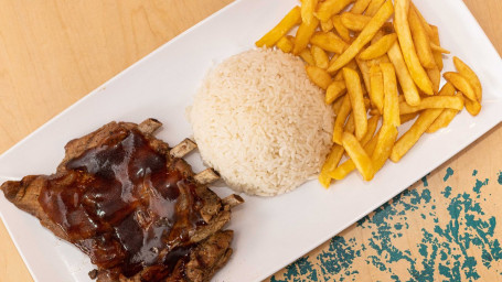 Costillas De Cerdo Con 2 Aconpanantes