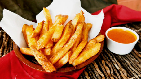 03. Noori Fries (V. No Tikka Sauce)