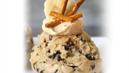 Salted Elvis Cookie Dough Scoop