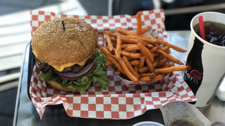 Junior Burger (1/4 Pound)