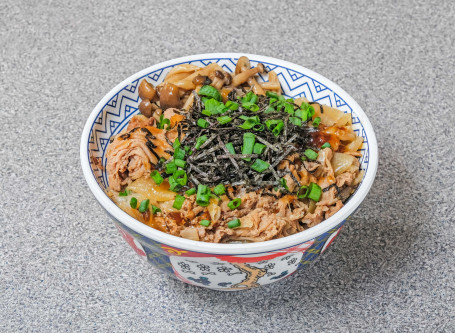 Shēng Jiāng Tún Ròu Xiāng Cōng Hǎi Tái Shāo Zhī Fàn Wǔ Shì Tào Cān Ginger Pork Seaweed Sauce With Rice Lunch Hours