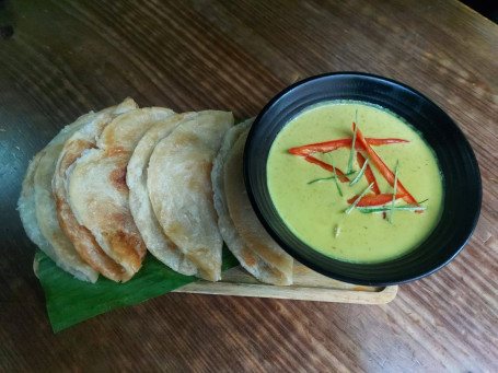 Jiān Bǐng Pèi Kā Lí Zhàn Jiàng 4Jiàn Curry Dip Thai Roti 4-Pc