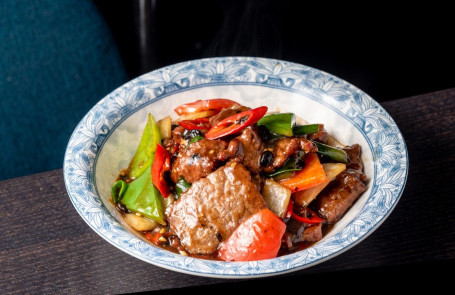 Beef In Black Bean Sauce With Green Pepper Shì Jiāo Niú Ròu