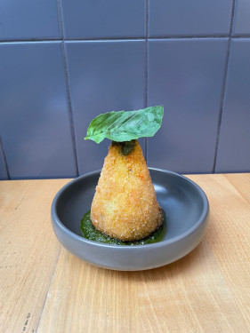 Arancino Pesto E Zafferano