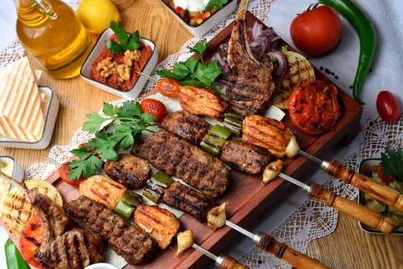 Shén Jǐn Shāo Kǎo Pīn Pán Mixed Grill (2 Person 2Rén Fèn Liàng）