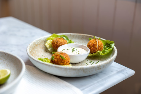 Chicken Croquettes, Garli Aioli