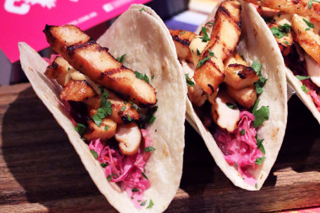 [3Pcs] Tacos (Grilled Chicken Kǎo Jī Ròu Mò Xī Gē Jiā Bǐng