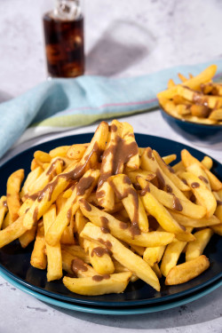 Chips And Pepper Sauce