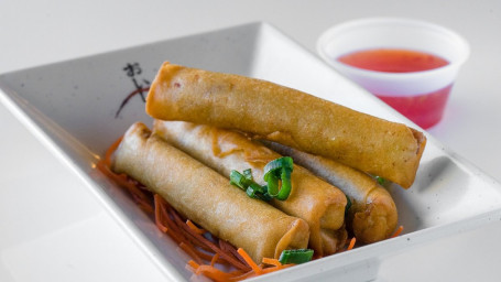 Lumpia (4 Pieces)