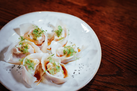 Steamed Duck And Pork Dumplings (6 Pieces)