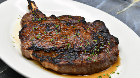 22 Oz. Eersteklas Ribeye Met Been