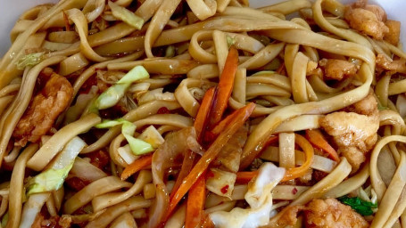 601. Chicken Lo Mein