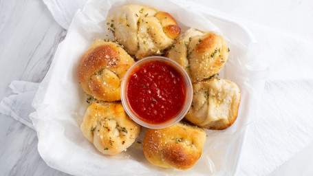 Famous Garlic Knots