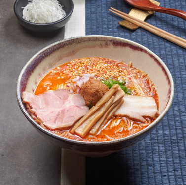 Là Wèi Nóng Tāng Lā Miàn Rich Spicy Ramen