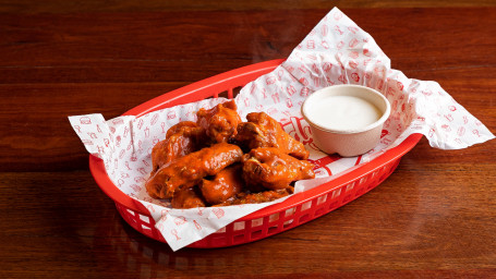 Buffalo Wings (8 Wings)