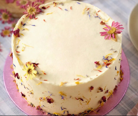 Medium Lemon And Elderflower Cake (Serves Up To 14)