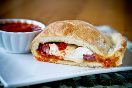 Calzone-Salami